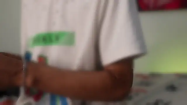 Snapshot of harrytwink18 chatting on December 18, 2024, 1:23 pm harrytwink18 online show from December 18, 2024, 1:23 pm