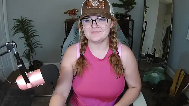 Snapshot of rodeobrii chatting on February 18, 2026, 11:23 pm rodeobrii online show from February 18, 2026, 11:23 pm