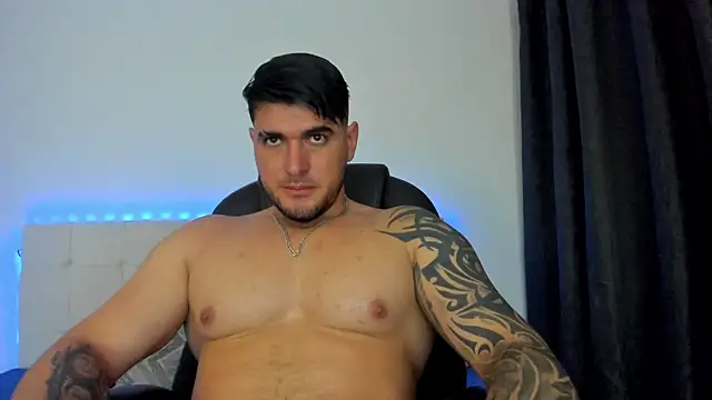 Snapshot of Teilor_Creed chatting on December 13, 2025, 8:26 pm Teilor Creed online show from December 13, 2025, 8:26 pm