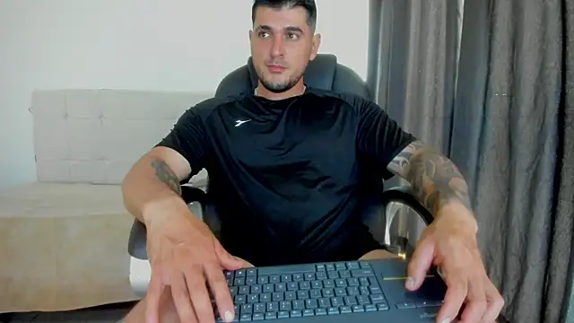 Teilor Creed online show from April 10, 2026, 7:54 pm