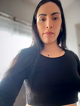 Snapshot of alessandra-a chatting on June 3, 2026, 2:55 pm alessandra-a online show from June 3, 2026, 2:55 pm