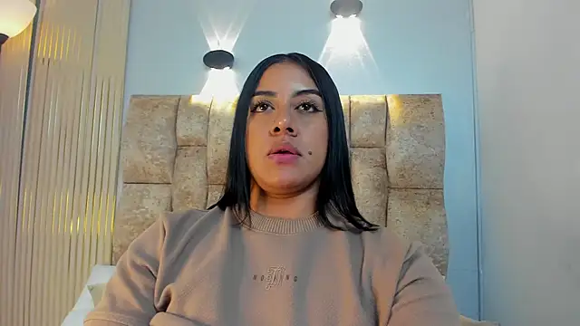 amatista  smith online show from September 8, 2025, 9:03 pm