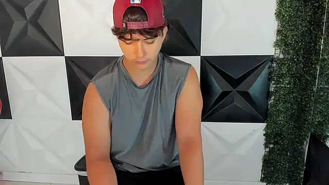 Dani cumboy online show from October 24, 2025, 2:38 pm