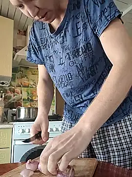 MityaXLoves online show from May 4, 2026, 6:38 am