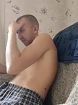 MityaXLoves online show from May 9, 2026, 5:33 am