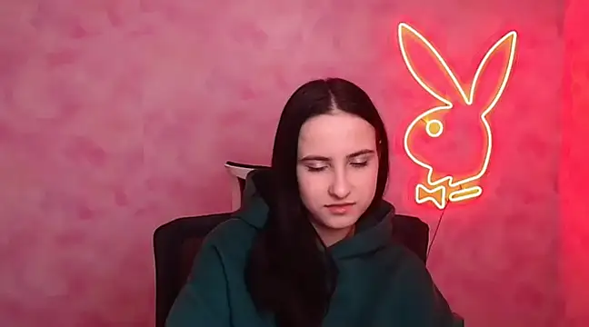 Snapshot of Sara_djefri chatting on January 28, 2025, 12:43 pm Sara djefri online show from January 28, 2025, 12:43 pm