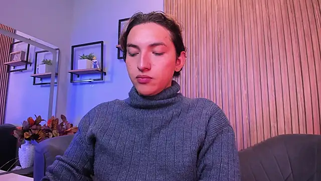 TomLondon  online show from February 7, 2026, 10:45 am