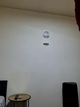 Evadesirex46 online show from April 13, 2026, 6:50 am