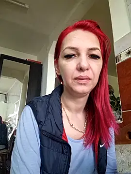 Snapshot of Evadesirex46 chatting on April 21, 2026, 6:09 am Evadesirex46 online show from April 21, 2026, 6:09 am