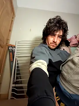 Snapshot of Lilsmokeshow017 chatting on November 29, 2025, 8:58 am Lilsmokeshow017 online show from November 29, 2025, 8:58 am