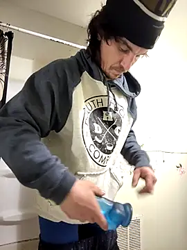 Snapshot of Lilsmokeshow017 chatting on November 10, 2025, 12:10 pm Lilsmokeshow017 online show from November 10, 2025, 12:10 pm