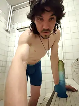 Snapshot of Lilsmokeshow017 chatting on November 13, 2025, 1:09 am Lilsmokeshow017 online show from November 13, 2025, 1:09 am