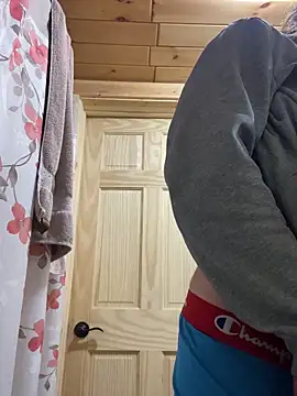 Snapshot of Lilsmokeshow017 chatting on December 1, 2025, 8:53 pm Lilsmokeshow017 online show from December 1, 2025, 8:53 pm