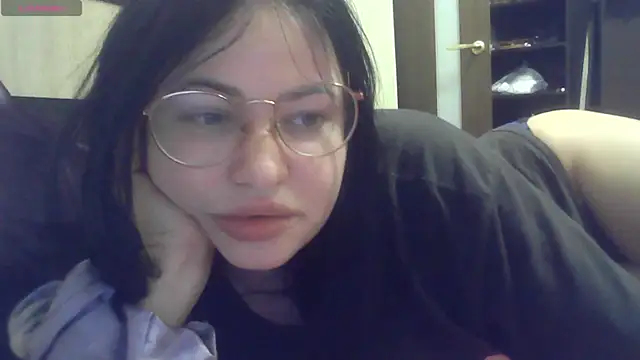 Snapshot of German_Eva chatting on November 4, 2025, 8:01 pm German Eva online show from November 4, 2025, 8:01 pm