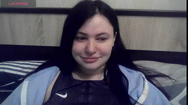 Snapshot of German_Eva chatting on May 4, 2026, 3:37 pm German Eva online show from May 4, 2026, 3:37 pm