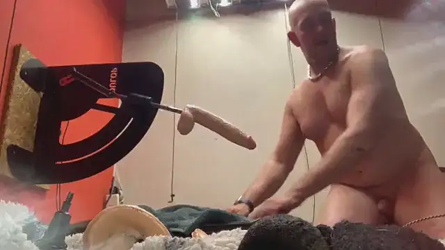 Bigtoyaddict online show from April 11, 2026, 4:54 pm