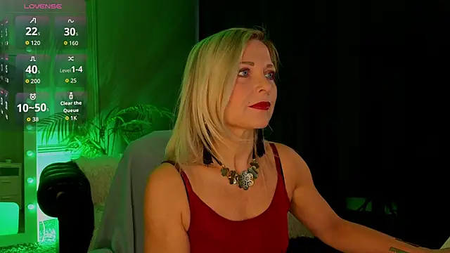 Snapshot of Gloria_Lovely chatting on January 6, 2026, 11:14 am Gloria Lovely online show from January 6, 2026, 11:14 am