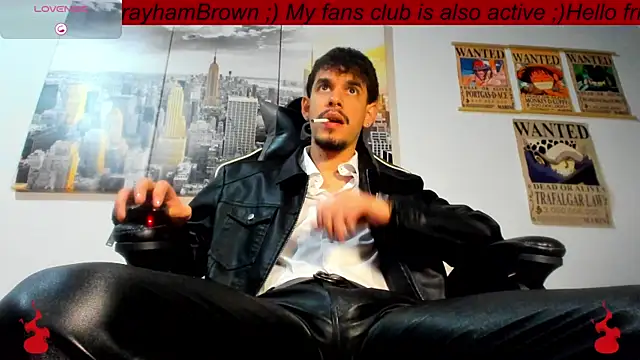 Snapshot of BRAYHAMBROWN chatting on March 31, 2026, 12:56 am BRAYHAMBROWN online show from March 31, 2026, 12:56 am