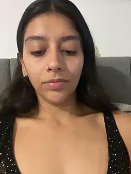 Snapshot of BrittanyDiaz chatting on May 7, 2026, 9:51 pm BrittanyDiaz online show from May 7, 2026, 9:51 pm