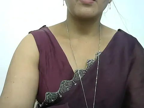 Snapshot of rashmika_reddy chatting on May 31, 2026, 5:19 pm rashmika reddy online show from May 31, 2026, 5:19 pm