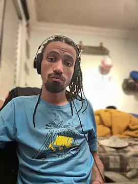 Snapshot of hotcamboy420 chatting on December 11, 2024, 5:43 am hotcamboy420 online show from December 11, 2024, 5:43 am