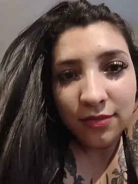 Snapshot of Aria_Rose chatting on May 25, 2026, 7:45 pm Aria Rose online show from May 25, 2026, 7:45 pm
