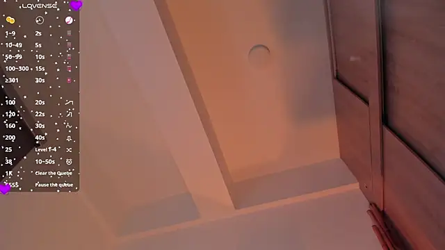 Snapshot of laura-hills18 chatting on January 9, 2026, 1:07 pm laura-hills18 online show from January 9, 2026, 1:07 pm