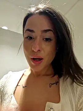 LydiaMaus96 online show from April 7, 2026, 2:52 pm