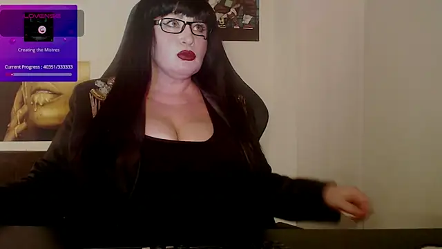 Snapshot of NannaGlossa chatting on March 27, 2026, 3:46 pm NannaGlossa online show from March 27, 2026, 3:46 pm