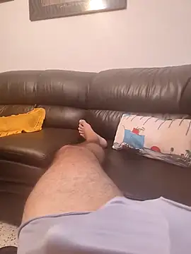 italovene online show from April 12, 2026, 4:27 am