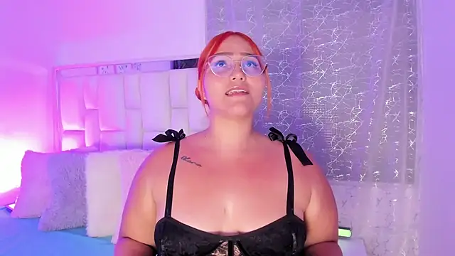 LeahxBarker online show from October 30, 2025, 1:37 am