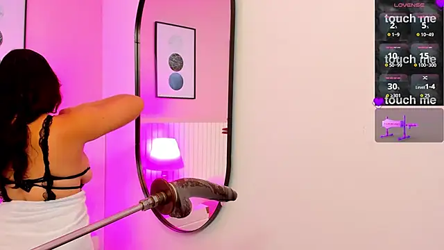 Snapshot of Anniee_boobs chatting on December 18, 2025, 4:17 am Anniee boobs online show from December 18, 2025, 4:17 am