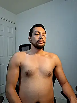 Andresarr93 online show from September 12, 2025, 6:29 pm