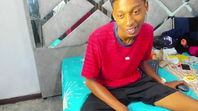 EvaxEmma online show from February 20, 2026, 2:08 pm