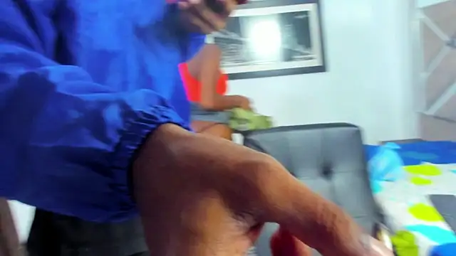 EvaxEmma online show from November 20, 2025, 1:45 pm