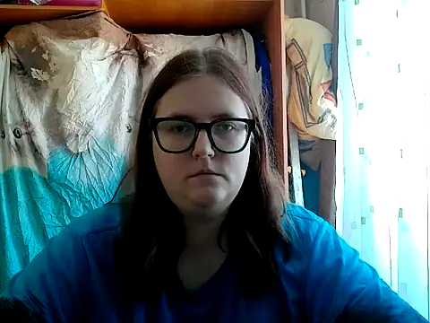 Snapshot of DesireMelissa chatting on April 22, 2026, 6:09 am DesireMelissa online show from April 22, 2026, 6:09 am