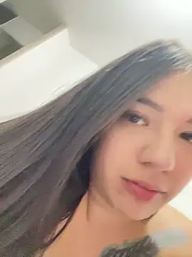 Latina vanessa online show from November 5, 2025, 4:26 am