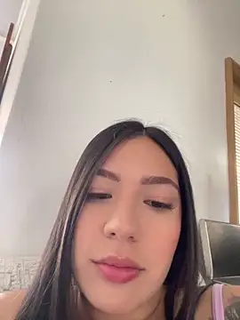 Latina vanessa online show from February 28, 2026, 3:33 pm