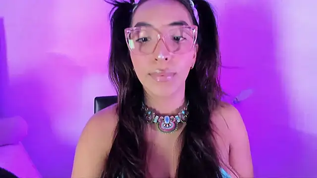 Leticia brownn1 online show from September 15, 2025, 6:19 pm