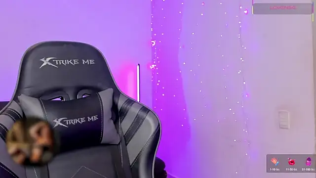 Snapshot of Amypond__ chatting on February 23, 2026, 12:17 pm Amypond online show from February 23, 2026, 12:17 pm