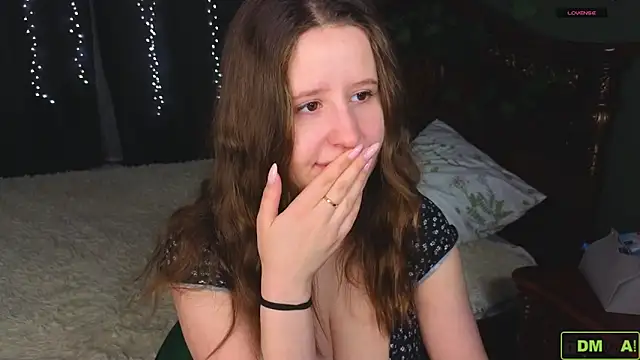 Snapshot of SquirtBabee chatting on December 14, 2025, 3:06 pm SquirtBabee online show from December 14, 2025, 3:06 pm