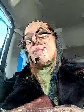 RinaCat online show from October 12, 2025, 5:31 am