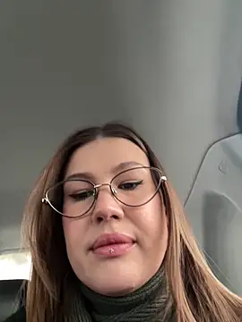 RinaCat online show from November 11, 2025, 5:13 am