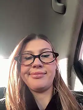 RinaCat online show from October 18, 2025, 5:31 am