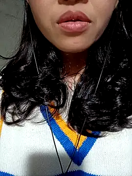 Hana love20 online show from December 4, 2025, 3:00 pm