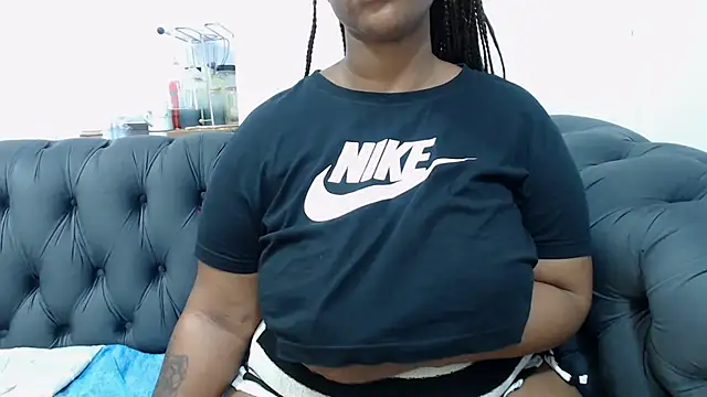 Snapshot of IceBellaCane313 chatting on March 28, 2026, 4:46 am IceBellaCane313 online show from March 28, 2026, 4:46 am