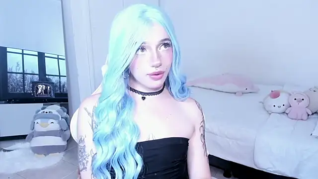 KloeKing   online show from November 11, 2025, 3:56 am