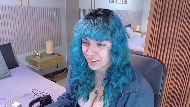 Snapshot of Eli666uwu chatting on February 3, 2026, 11:37 am Eli666uwu online show from February 3, 2026, 11:37 am