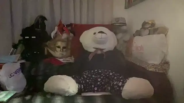 EroticVenetian online show from November 17, 2025, 5:44 am