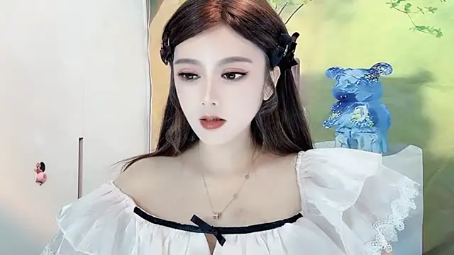 VIWVI online show from March 12, 2025, 2:30 am